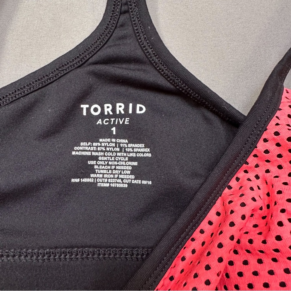TORRID neon and black sports bra, 1X. - Picture 5 of 5